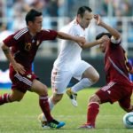 Amistoso en Puerto La Cruz venezuela vs españa Luis Manuel Seijas. Andres Iniesta Tomas Rincon venezuelantwebnodees