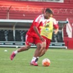 Armando-Maita-Reconocimiento-de-cancha-Estadio-Tomás-Adolfo-Ducó-caracas-fc-copa-libertadores-prensa-caracas-fc