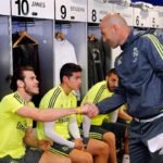 zinedine-zidane-primer-encuentro-con-la-plantilla-real-madrid-realmadridcom-4-750×580