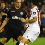 Mano de Iván Marcone – Lanús vs River Plate – Copa Libertadores – cronica.com.ar