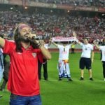 Francisco Javier Labandón Pérez – El Arrebato entona el Himno del Centenario del Sevilla fc – sevillafces