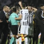 PAOK y AEK suspendido el futbol en grecia protothemacom