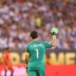 claudio bravo seleccion de chile zimbiocom