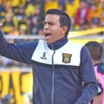 César Farías- entrenador de The Strongest- Elsumariocom