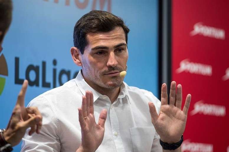 iker casillas zimbiocom