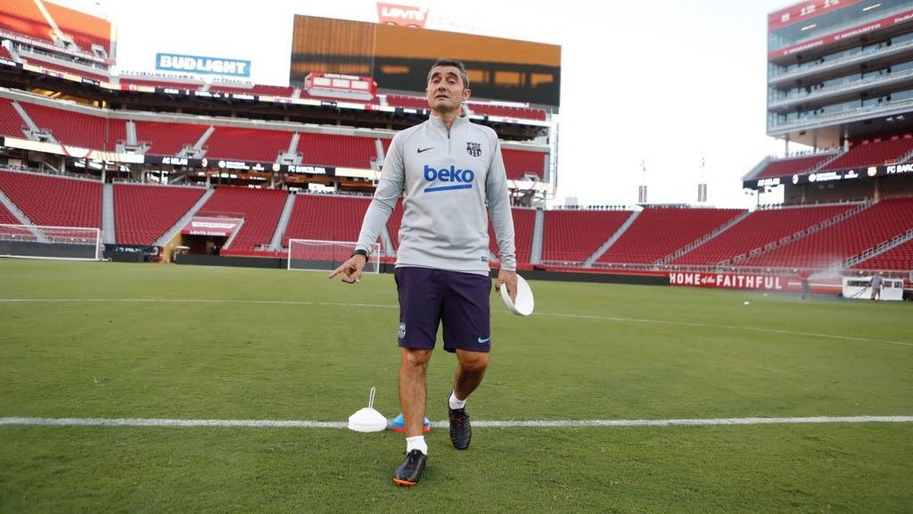 Ernesto Valverde – FC Barcelona – Twitter (@FCBarcelona_es)