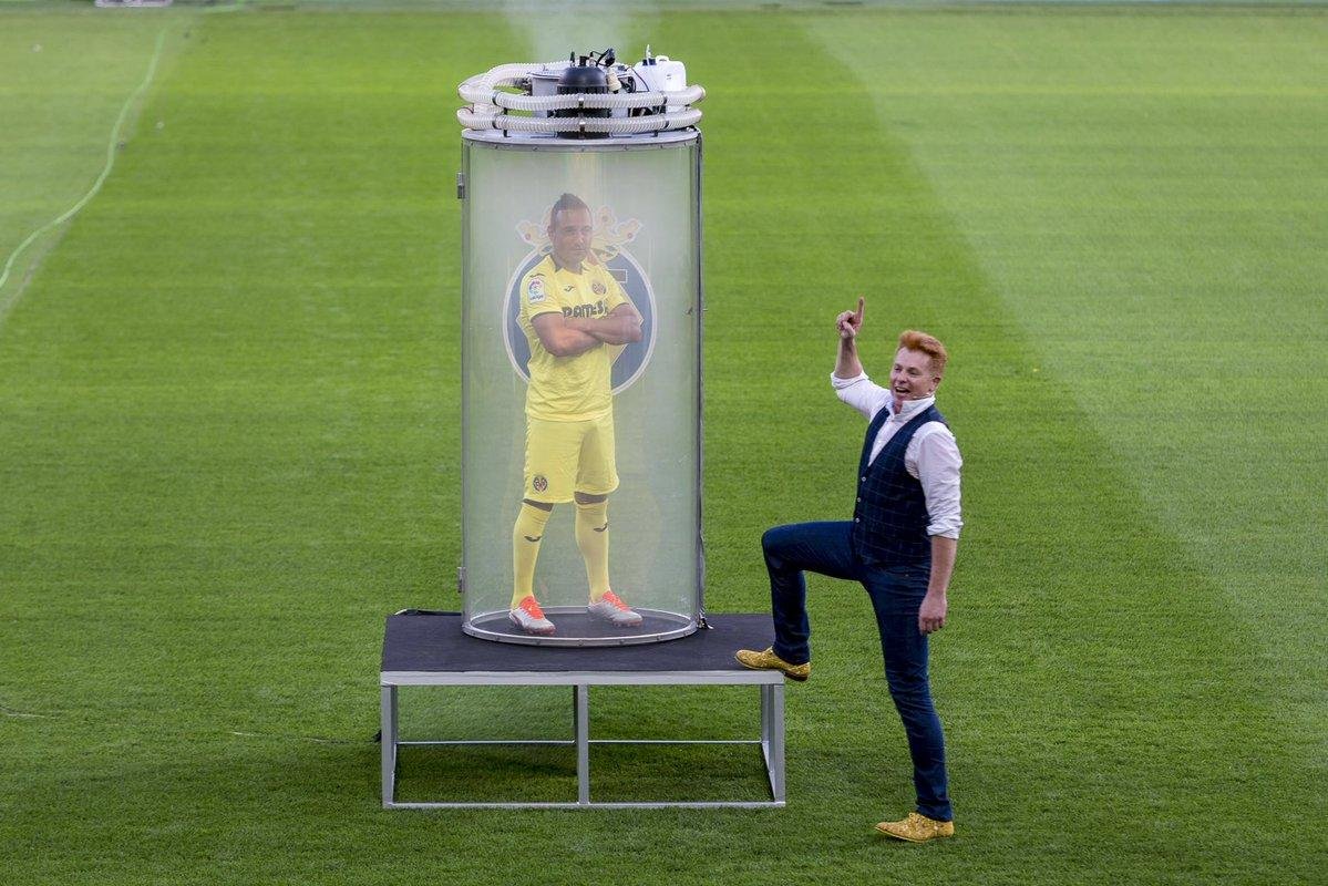 Presentacion-de-Santi-cazorla-en-Villareal-CF- perucom