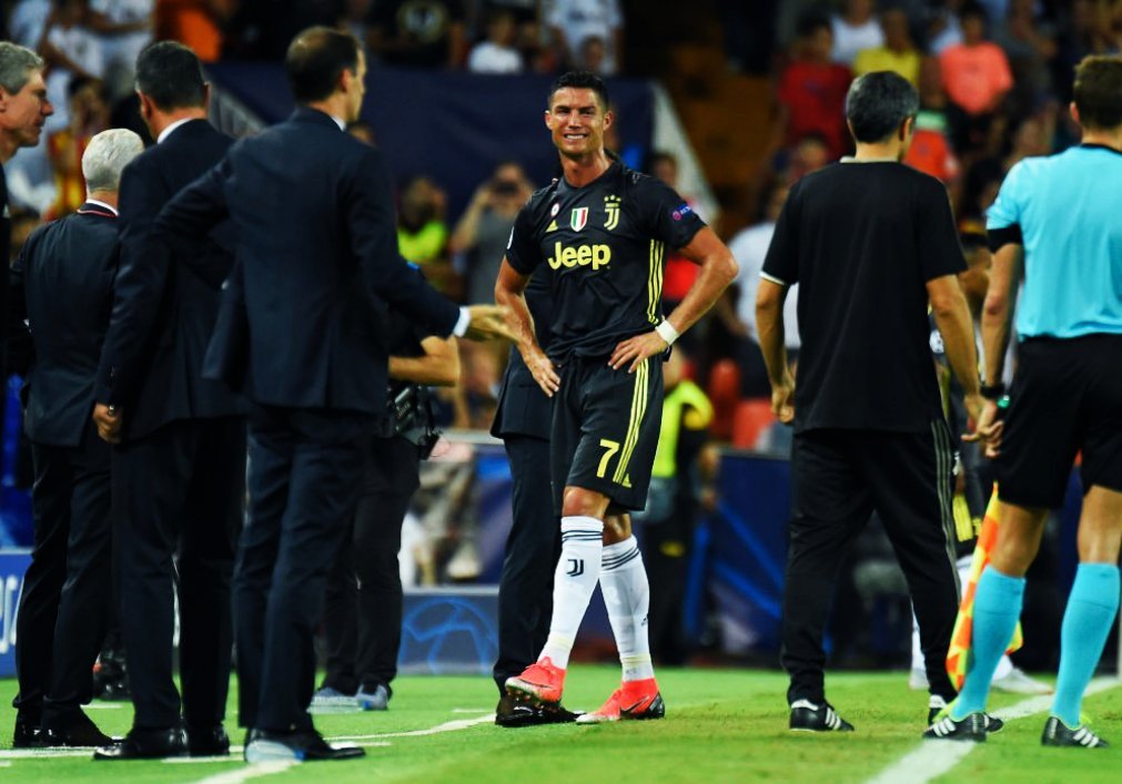 Cristiano Ronaldo – Valencia CF vs Juventus – Twitter (@InvictosSomos)