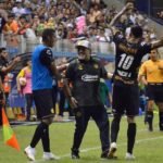 Diego Armando Maradona – Dorados vs Cafetaleros de Tapachula – Twitter (@Dorados)