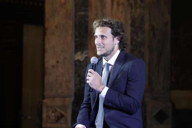 diego forlan zimbiocom