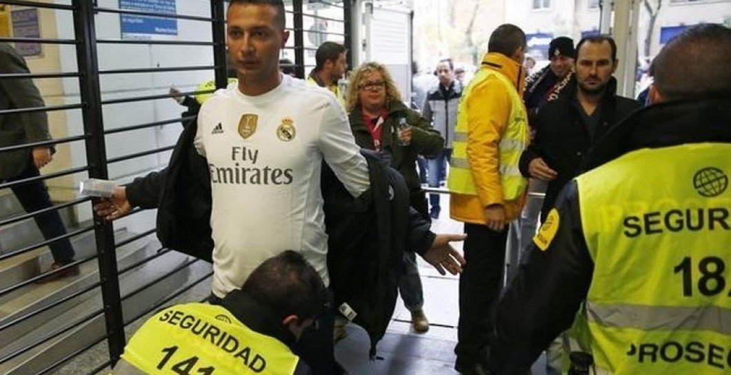seguridad estadio santiago bernabeu real madrid cadenasercom