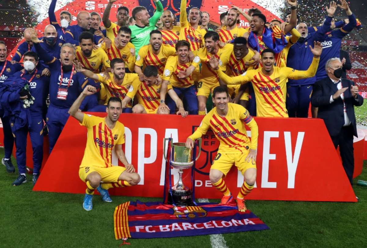 Los jugadores del FC Barcelona se despiden de Messi