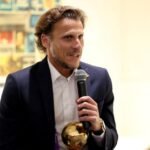 El dardo de Forlán a CONCACAF
