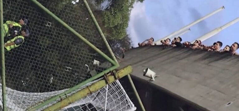 Lamentable: Fanáticos del Carabobo FC gritan insultos racistas a jugadores de Atlético Mineiro