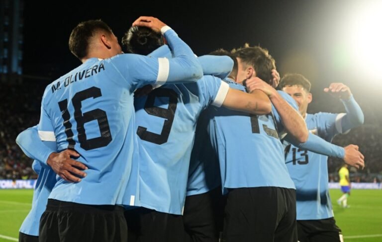 ¡INCREIBLE! Uruguay derrotó a Brasil luego de 22 años (VIDEO)