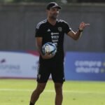 Oswaldo Vizcarrondo toma de forma interina las riendas de la Vinotinto femenina