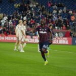 El New England Revolution mantiene el invicto en casa (VIDEO)