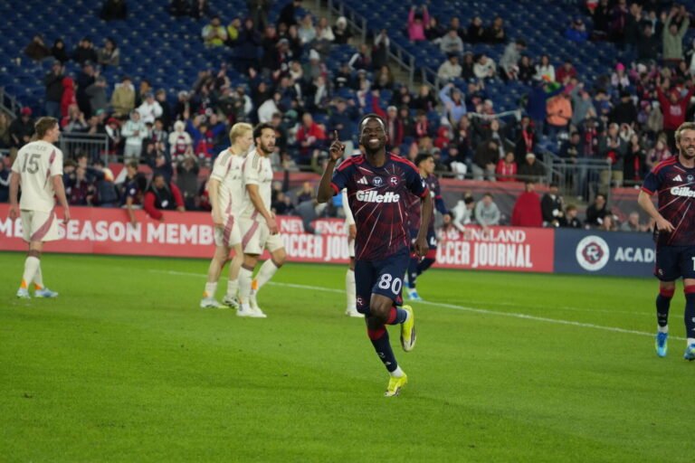 El New England Revolution mantiene el invicto en casa (VIDEO)