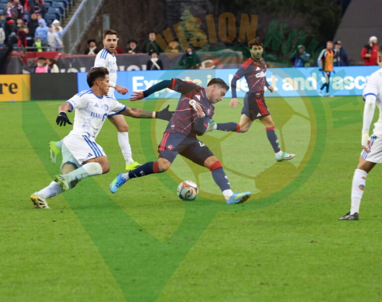 Contundencia y solidez: New England Revolution golea al CF Montreal en casa (FOTOS+VIDEO)