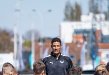 Revolución Varane: El Como 1907 cambia las reglas del juego para proteger a los canteranos