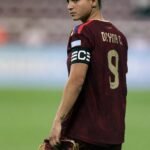 Deyna Castellanos lanza un dardo al fútbol venezolano