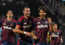 90+3′ y tres puntos: Así lo ganó el New England Revolution (VIDEO)